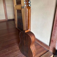 レトロなクラシックギターをお譲りしますの画像