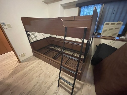 【配達可能】2段ベット　ベッド　シングル　ハシゴ付き