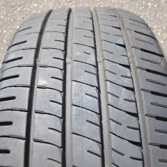 夏タイヤ 215/45R17 ダンロップ ENASAVE EC204の画像