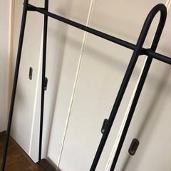 【ニトリ】A型ハンガーラック(スウィン ブラック)の画像