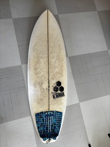 アルメリック ULTRA JOE 5’3 ショートボード（黄ばみ・リペアあり）