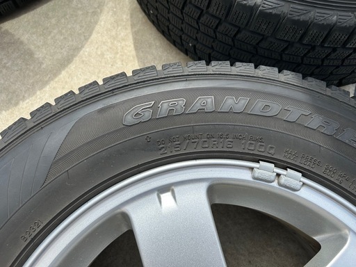 デリカD5 純正ホイール　16インチ　スタッドレス　ホイール　タイヤ