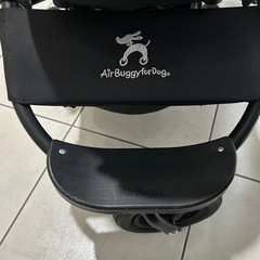 【中古品】美品　ワンちゃん用　エアーバギー　ブレーキ付　カラーはミルクティー限定色
　の画像