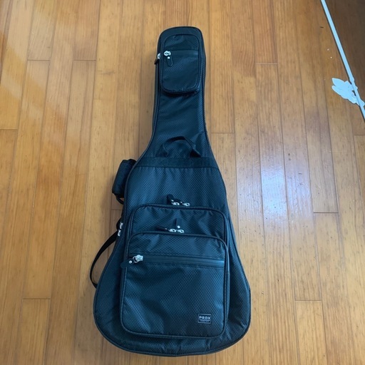 美品ギターケースほぼ未使用