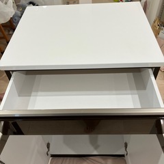 食器棚　キッチンボードの画像