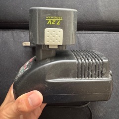 RYOBI 充電器&バッテリーの画像