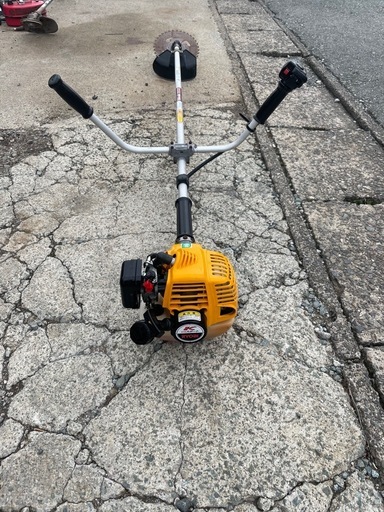 草刈機　リョービ