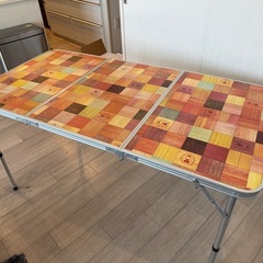 Coleman 折りたたみテーブル