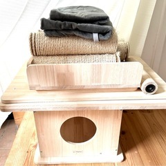 キャットタワー（木製）の画像