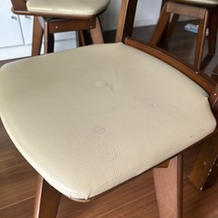 ニトリ 回転椅子の画像