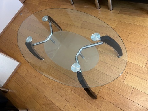 ソファー４点とガラステーブルセット