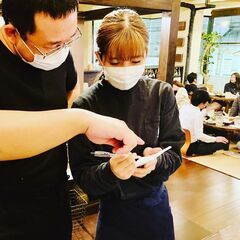 海鮮系居酒屋のホールスタッフ　時給～1500円！　週1日・1日3h～ＯＫ！の画像