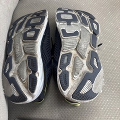 ランニングシューズの画像