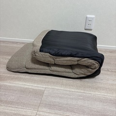 座椅子　タタメルザイスベルケ　ニトリの画像