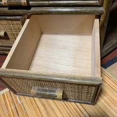 籐製テレビ台の画像