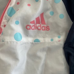 adidas ジャンバー140の画像