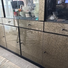 食器棚の画像