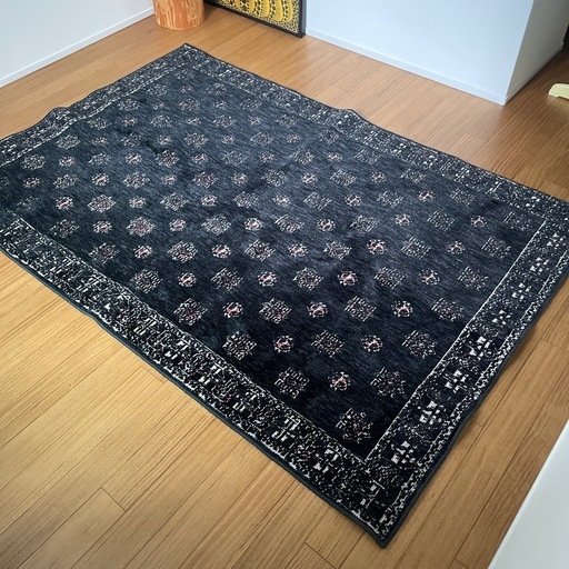 ウニコ　ラグ　絨毯