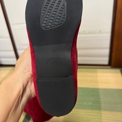 赤いロングブーツの画像