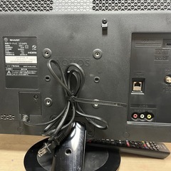 液晶テレビシャープ24型2018年　リモコン付きの画像