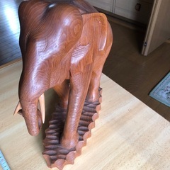 ゾウの置物木製の画像