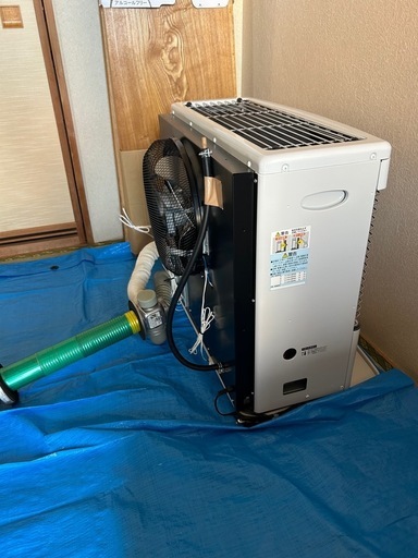 ☆2023年製トヨトミFF式ストーブ 分解掃除済み
