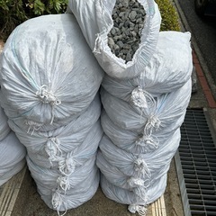 持ち帰り放題‼️砂利Ｂ品の画像