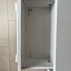 白のテレビ台の画像