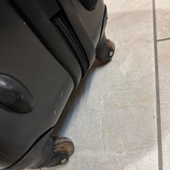 キャリーケース　スーツケースの画像