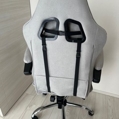 ゲーミングチェアの画像