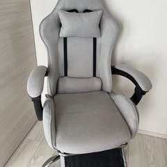 ゲーミングチェアの画像