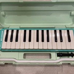 鍵盤ハーモニカ　スズキ製の画像