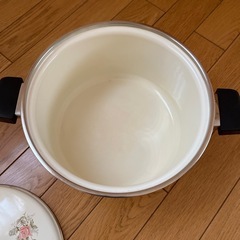 昭和レトロホーロー鍋21センチの画像