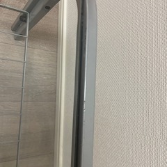 ガラスローテーブルの画像