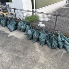 セメント、砂、砂利の画像