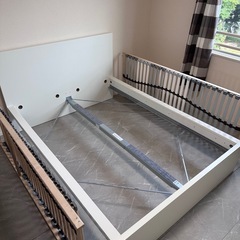 IKEA マルム　ダブルベッドフレーム、すのこの画像