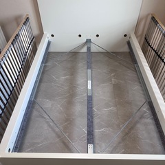 IKEA マルム　ダブルベッドフレーム、すのこの画像