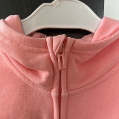 adidasパーカー　120の画像