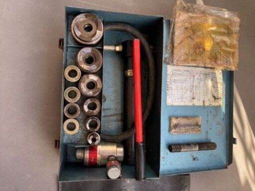 泉精器　手動油圧パンチャー　SH-10-1