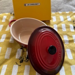 ルクーゼ　ミニオーバルココット　の画像