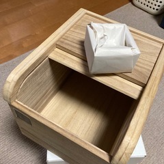 大事なお米に桐製米びつ5kg用(升付き)の画像