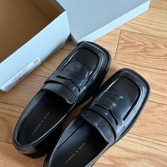 中古品｜Charles & Keith ブラック シューズ（37 / 23.5cm） の画像