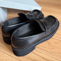 中古品｜Charles & Keith ブラック シューズ（37 / 23.5cm） の画像
