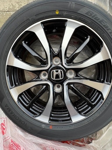 【値下げ】美品　N-BOX カスタム　純正タイヤホイール