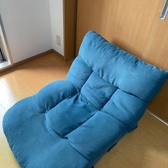 ニトリ　つながるポケットコイル座椅子の画像