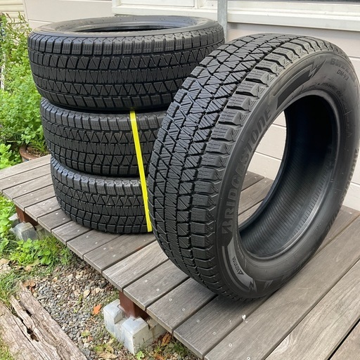 ブリザック　SUV用最強モデル　225/60R17