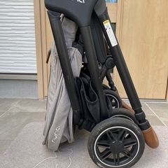 nuna トリヴネクスト ヘーゼルウッド ベビーカー 中古 nuna ベビーカー トリヴ ネクスト（グラナイト）」について