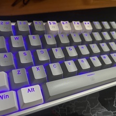 ゲーミングキーボード|Redragon K617の画像