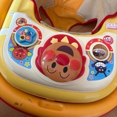 アンパンマン
歩行器の画像