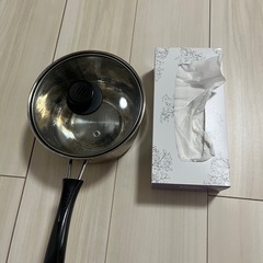 手持ち鍋の画像
